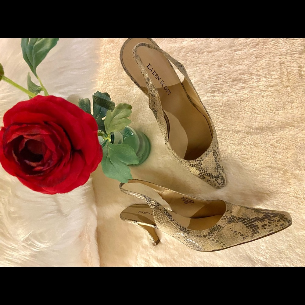 Karen Scott-cream/Blk snake skin sling backs. Sz 8
